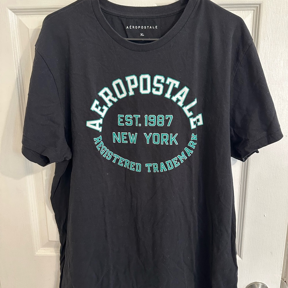 Aeropostale Black Tee with Blue Graphic